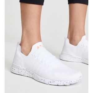 apl techloom breeze white